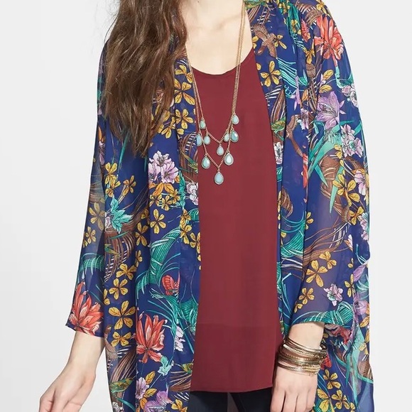 NWOT Hot & Delicious Floral Kimono Jacket - Picture 2 of 16